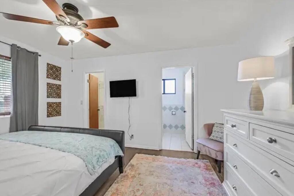 Beautiful Oasis With Rv Or Boat Parking Villa Henderson Exterior photo